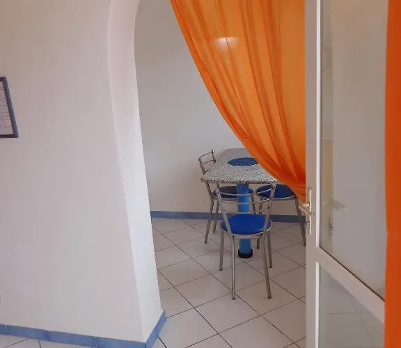 Flavia - Adults Only 4*