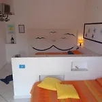 Flavia - Adults Only Oda ve Kahvaltı