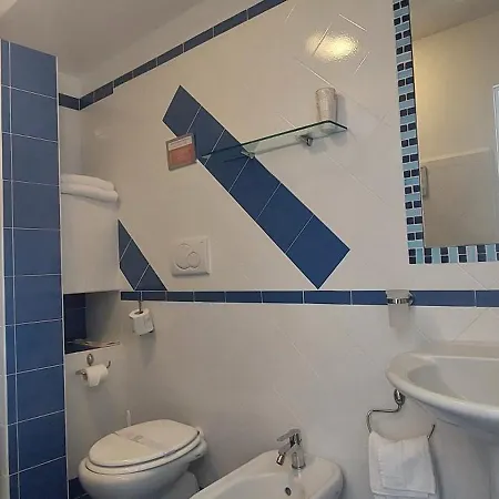 Flavia - Adults Only 3* Ponza