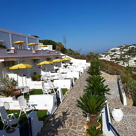Flavia - Adults Only Ponza