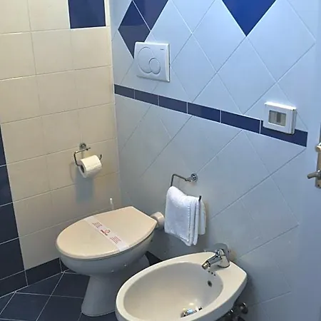 Flavia - Adults Only Ponza