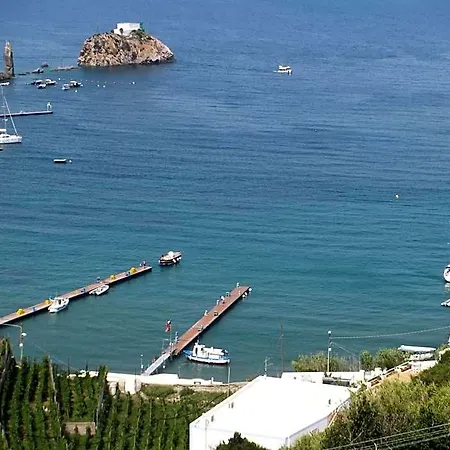 Flavia - Adults Only Ponza