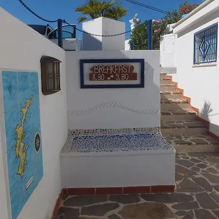 Flavia - Adults Only Bed and breakfast Ponza